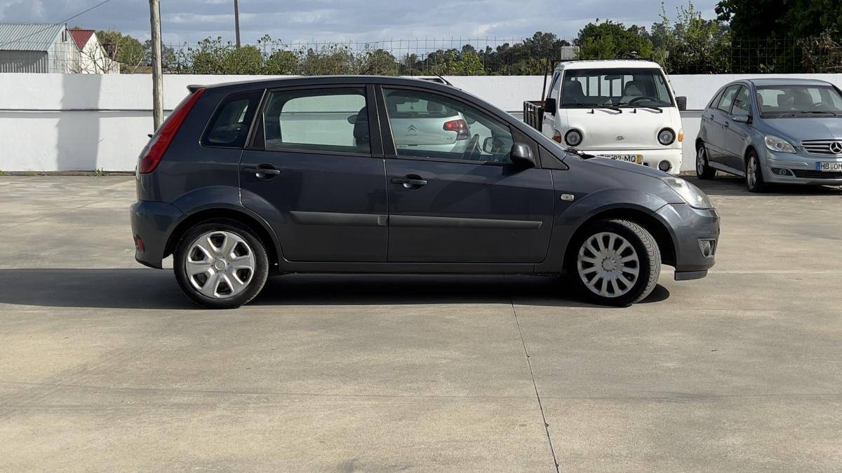 ford-fiesta-2006-gasolina-1242cc