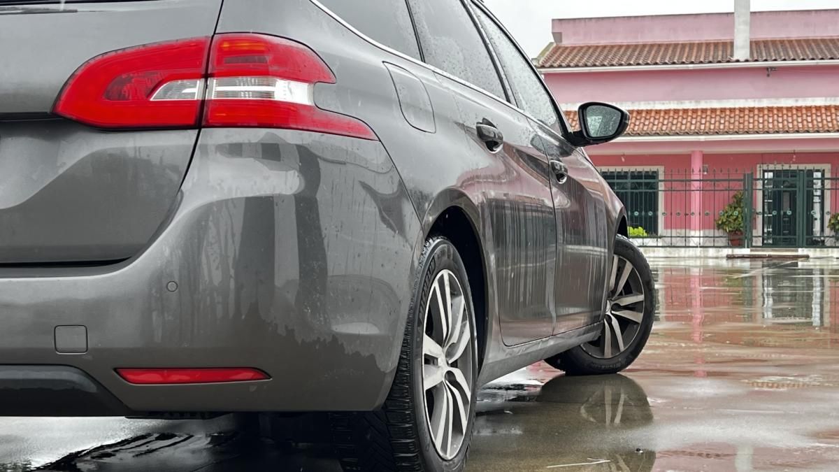 peugeot-308-sw-2019-diesel-1499cc