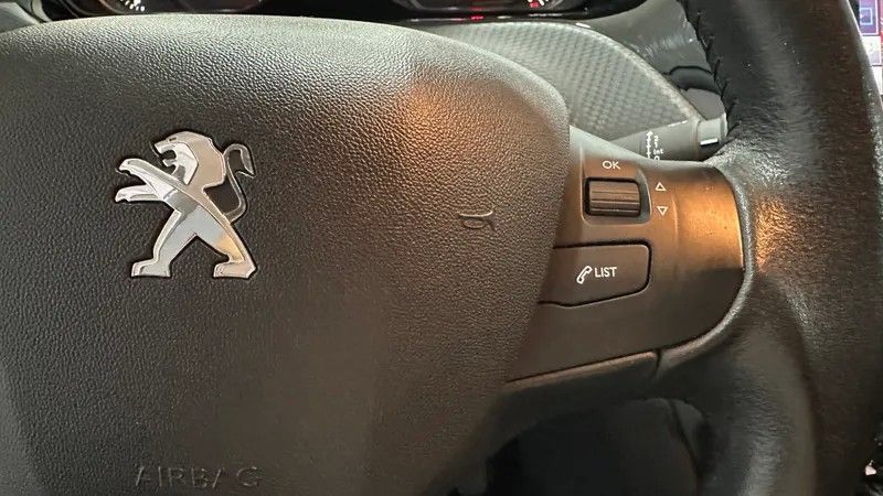 peugeot-2008-2017-diesel-1560cc