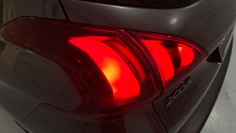 peugeot-2008-2017-diesel-1560cc