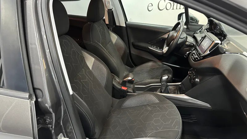 peugeot-2008-2017-diesel-1560cc