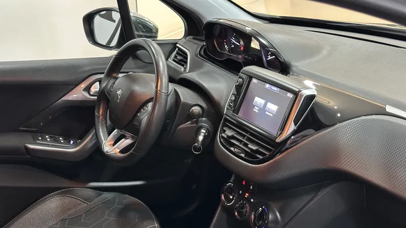 peugeot-2008-2017-diesel-1560cc