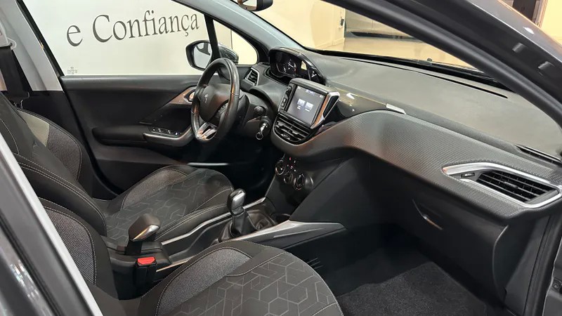 peugeot-2008-2017-diesel-1560cc