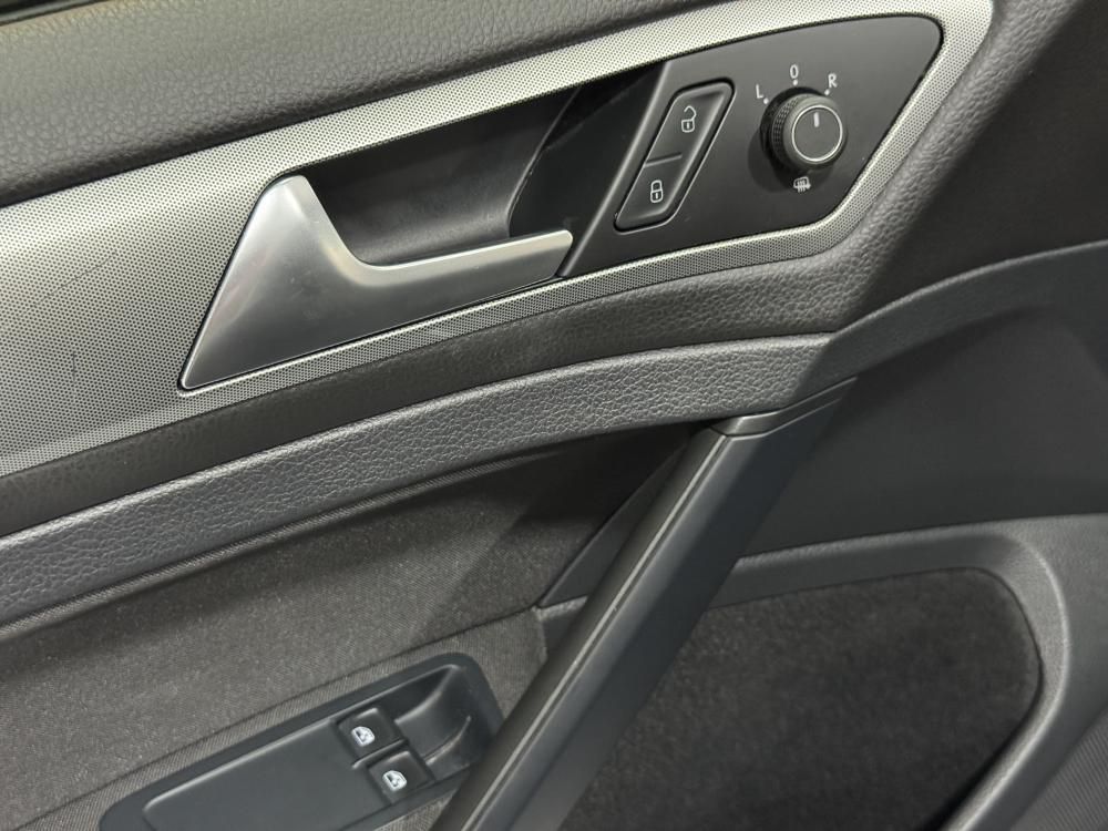 volkswagen-golf-2019-gasolina-999cc