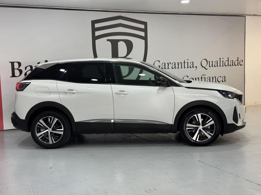peugeot-3008-2022-diesel-1499cc