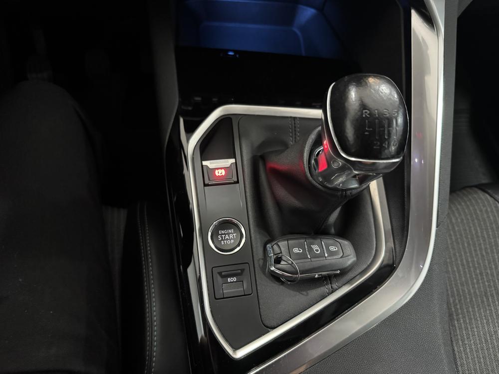 peugeot-3008-2022-diesel-1499cc