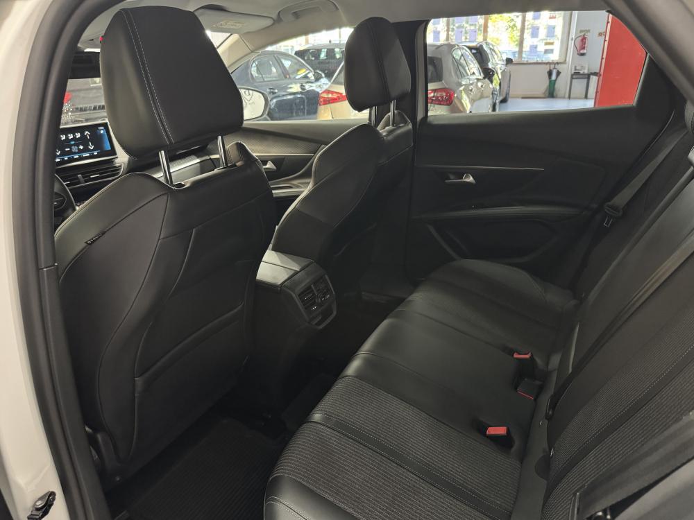 peugeot-3008-2022-diesel-1499cc