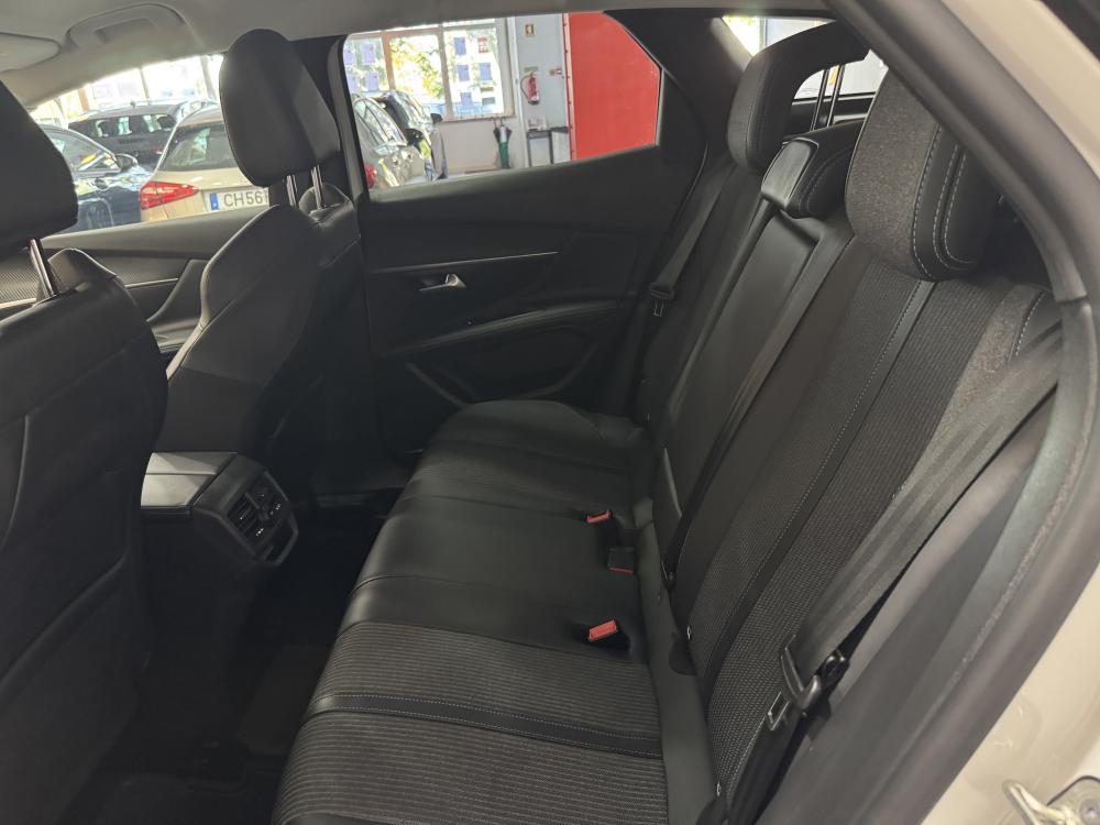 peugeot-3008-2022-diesel-1499cc