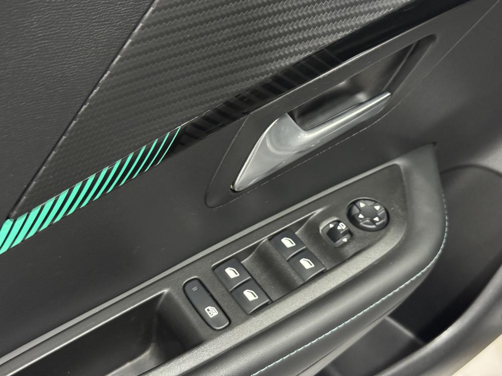 peugeot-208-2020-gasolina-1199cc