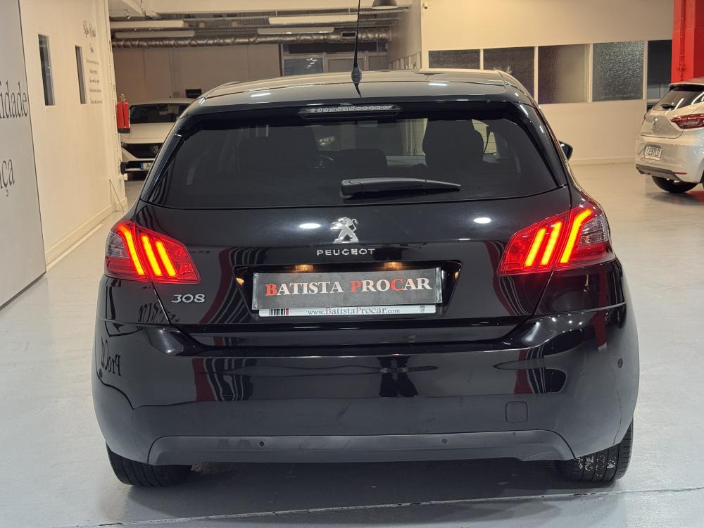 peugeot-308-2018-gasolina-1199cc