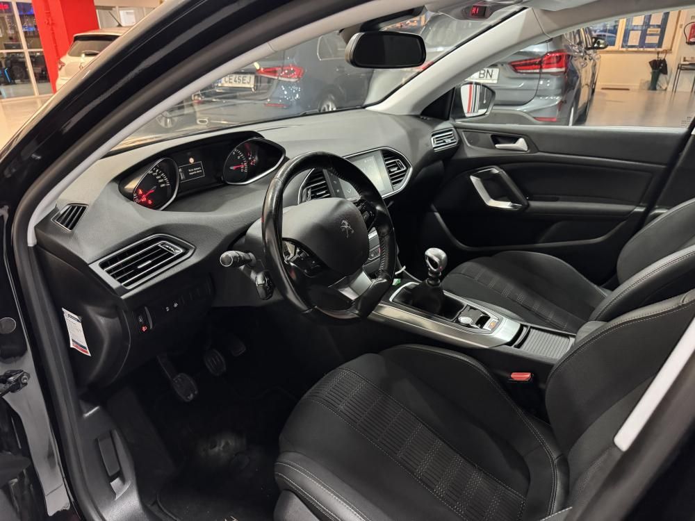 peugeot-308-2018-gasolina-1199cc