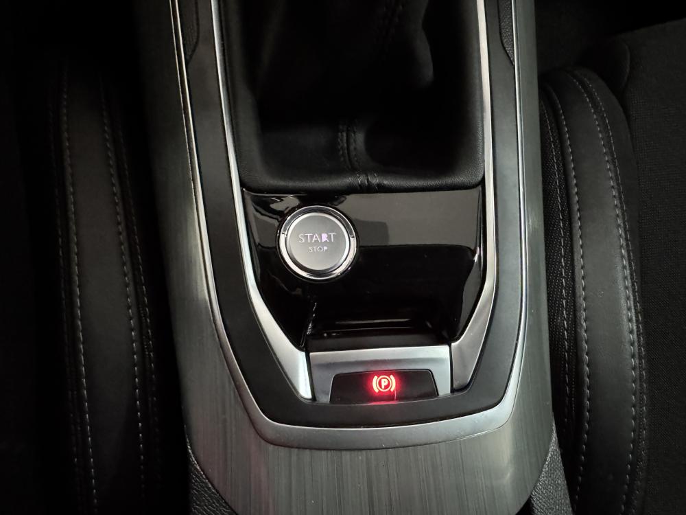 peugeot-308-2018-gasolina-1199cc