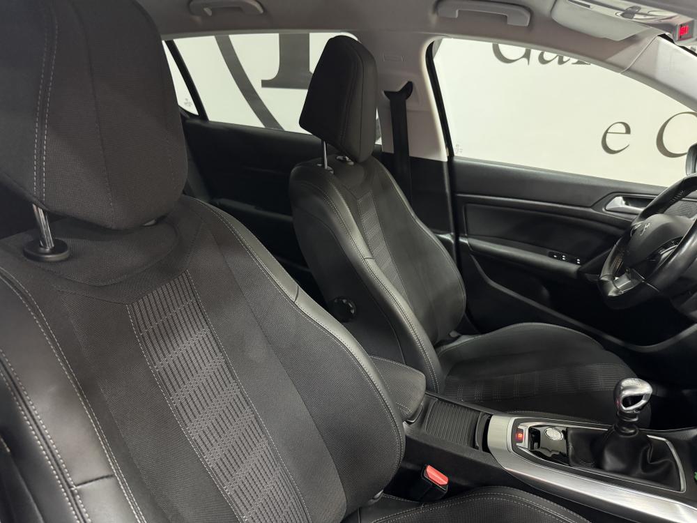 peugeot-308-2018-gasolina-1199cc