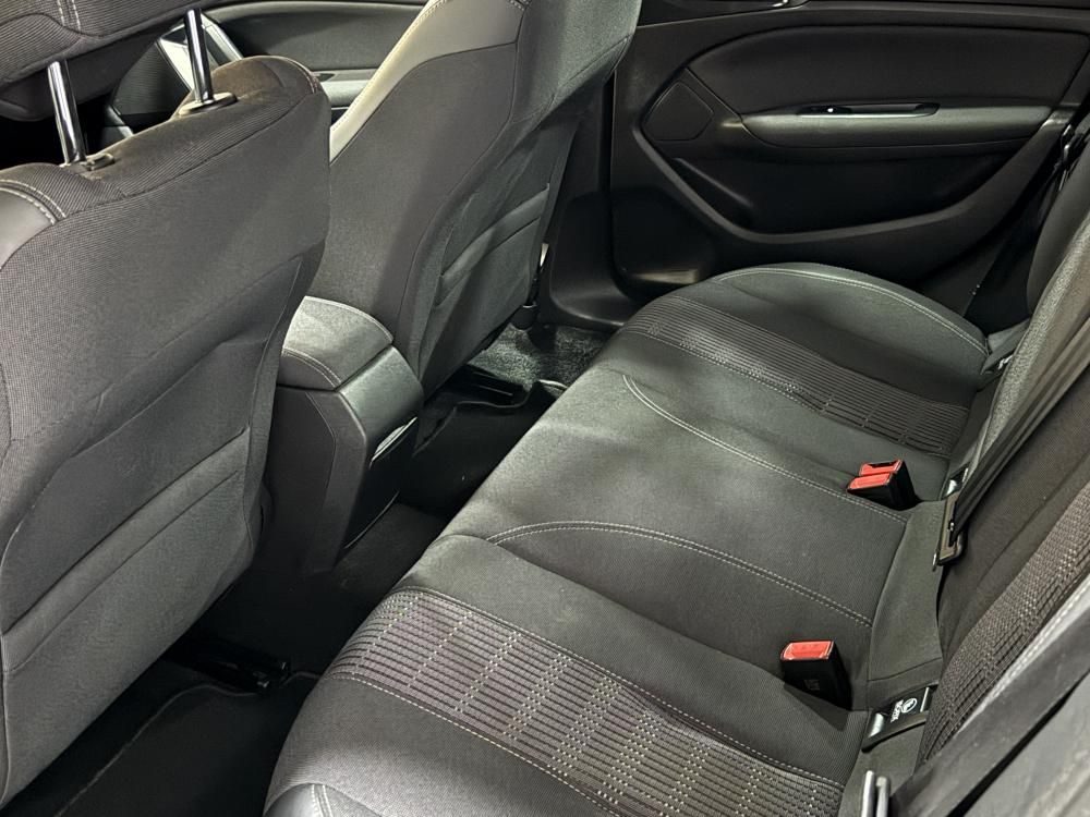 peugeot-308-2018-gasolina-1199cc