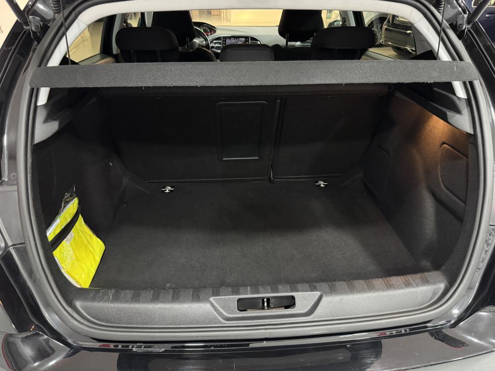 peugeot-308-2018-gasolina-1199cc