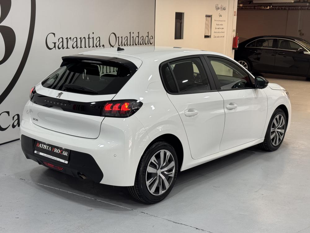 peugeot-208-2023-gasolina-1199cc