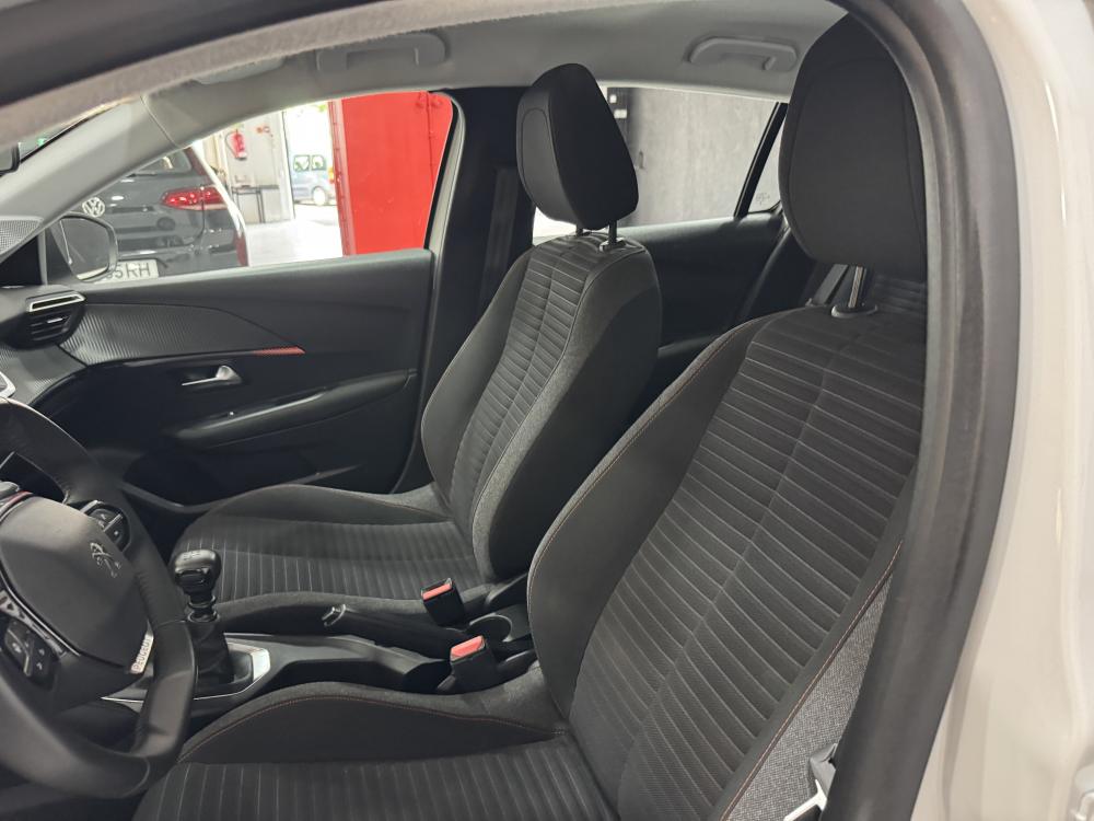 peugeot-208-2023-gasolina-1199cc