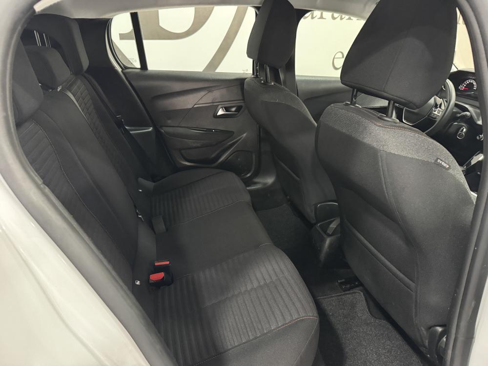 peugeot-208-2023-gasolina-1199cc