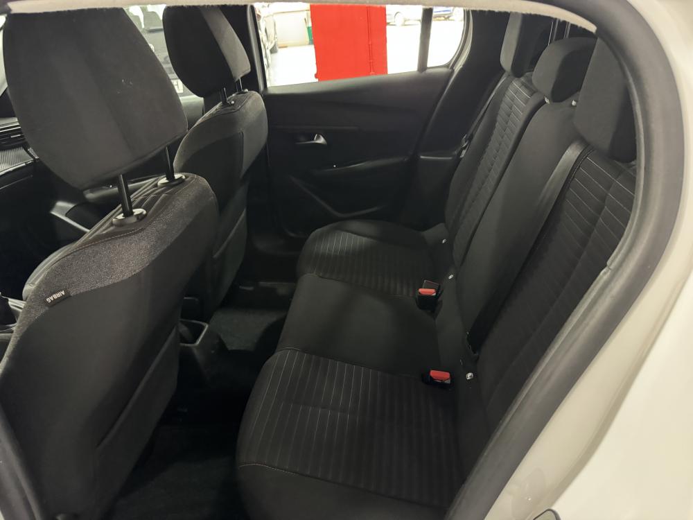 peugeot-208-2023-gasolina-1199cc