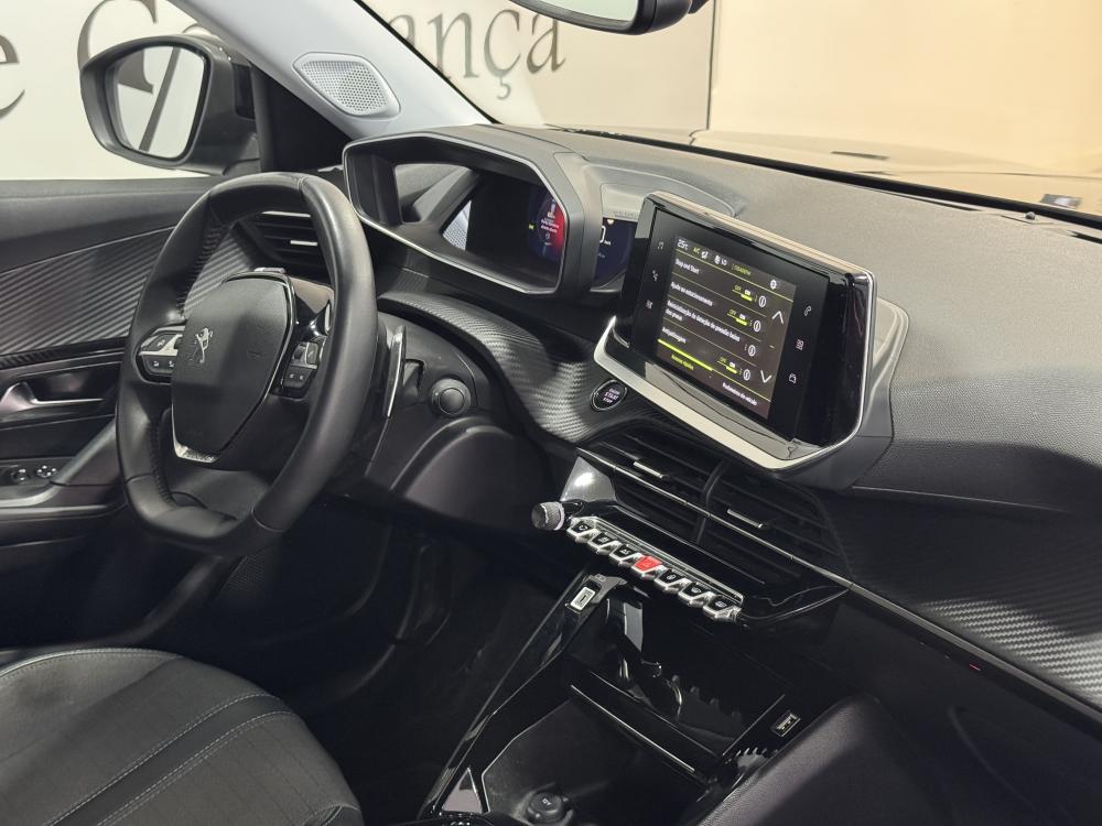 peugeot-2008-2022-gasolina-1199cc