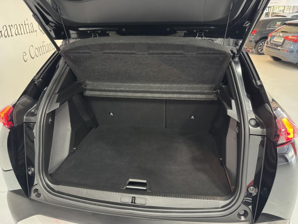 peugeot-2008-2022-gasolina-1199cc