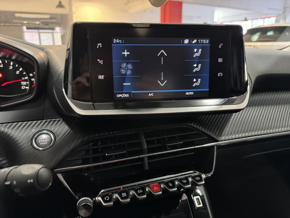 peugeot-2008-2022-gasolina-1199cc