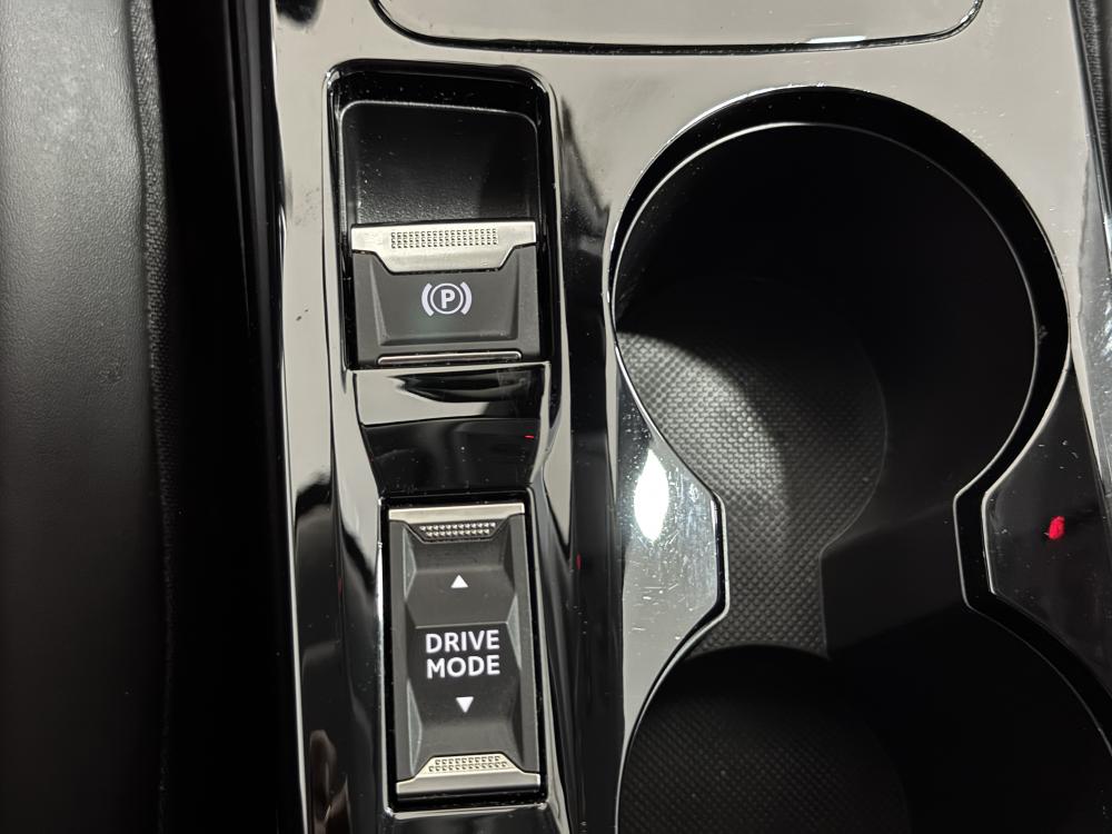 peugeot-2008-2022-gasolina-1199cc