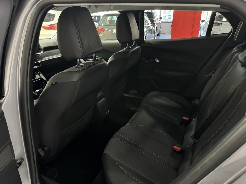 peugeot-2008-2022-gasolina-1199cc