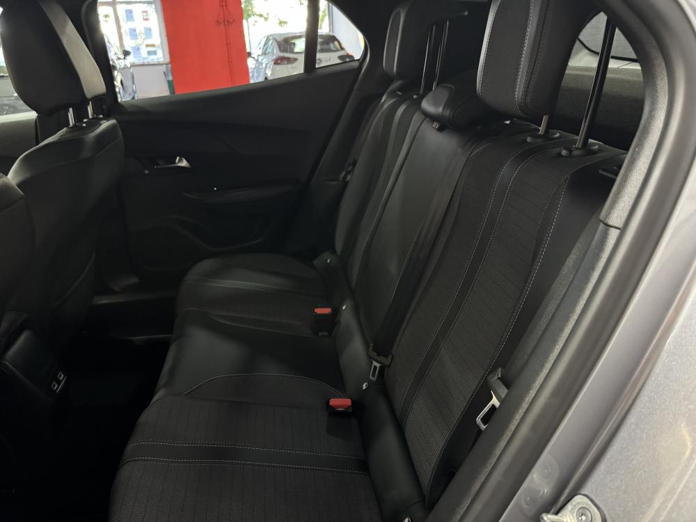 peugeot-2008-2022-gasolina-1199cc
