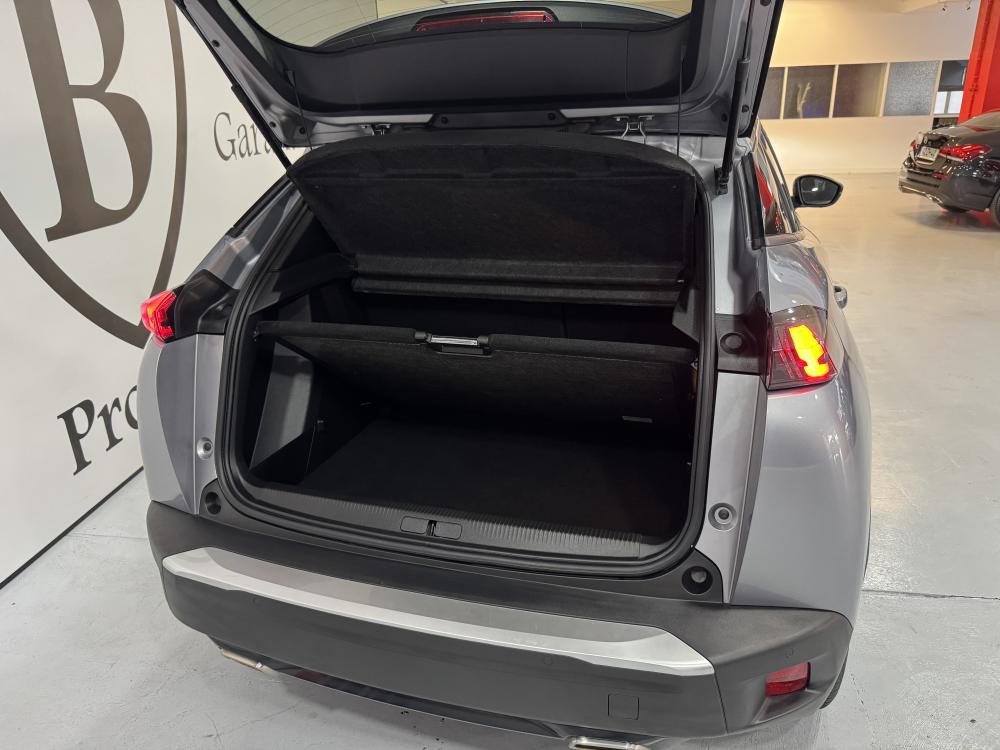 peugeot-2008-2022-gasolina-1199cc
