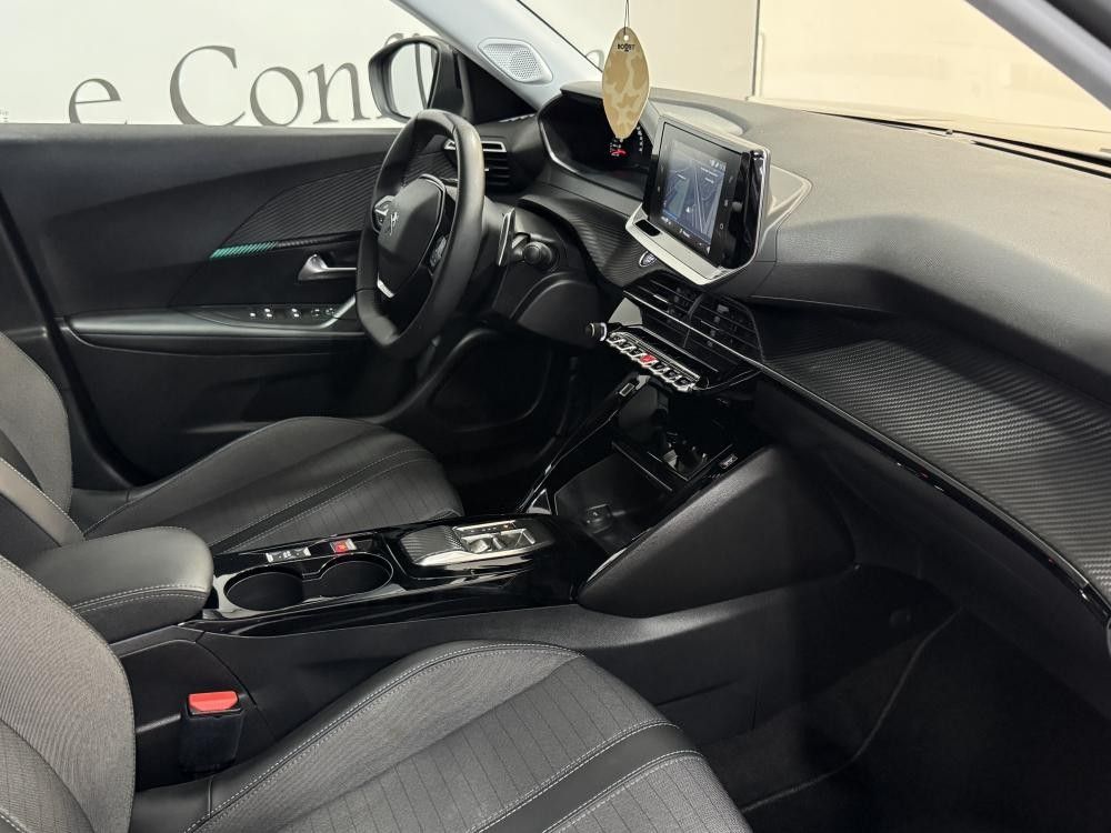 peugeot-2008-2022-gasolina-1199cc