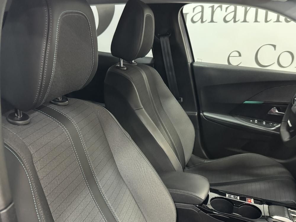 peugeot-2008-2022-gasolina-1199cc