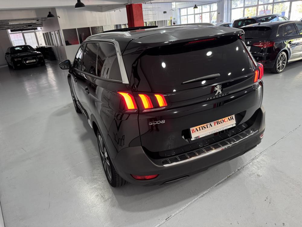 peugeot-5008-2018-diesel-1560cc