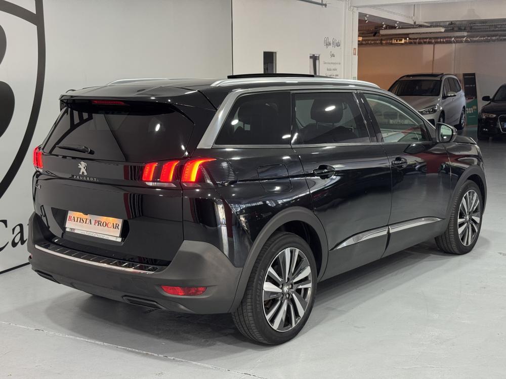 peugeot-5008-2018-diesel-1560cc
