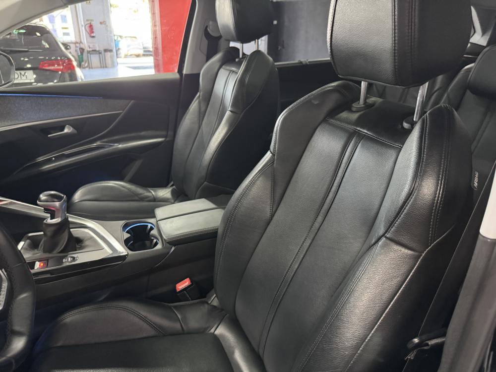 peugeot-5008-2018-diesel-1560cc