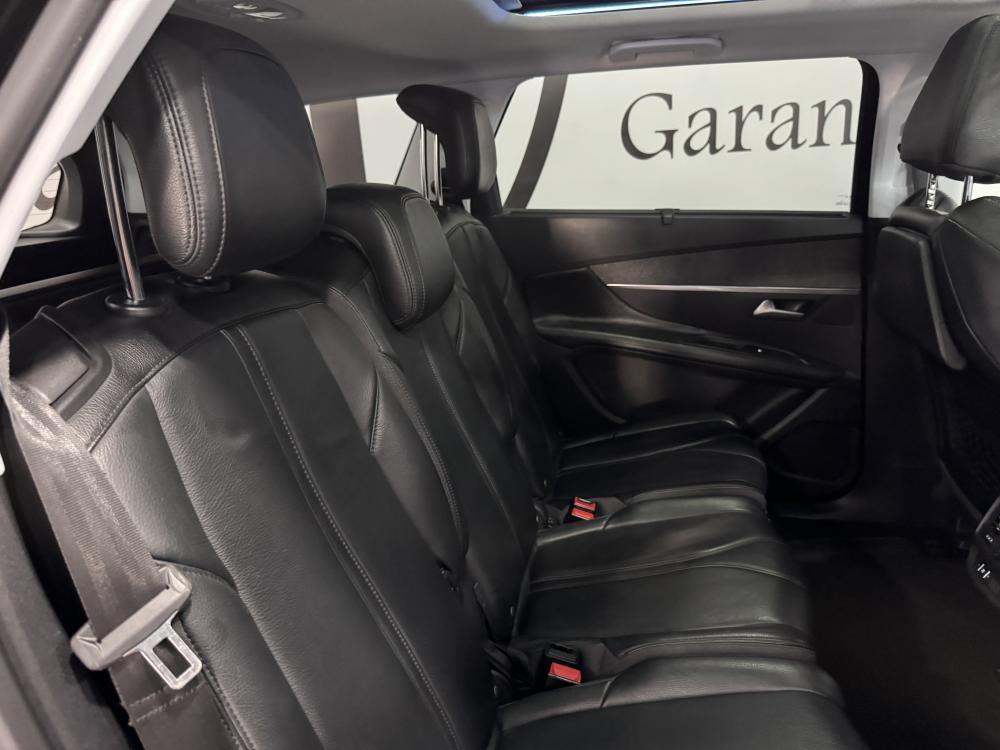 peugeot-5008-2018-diesel-1560cc