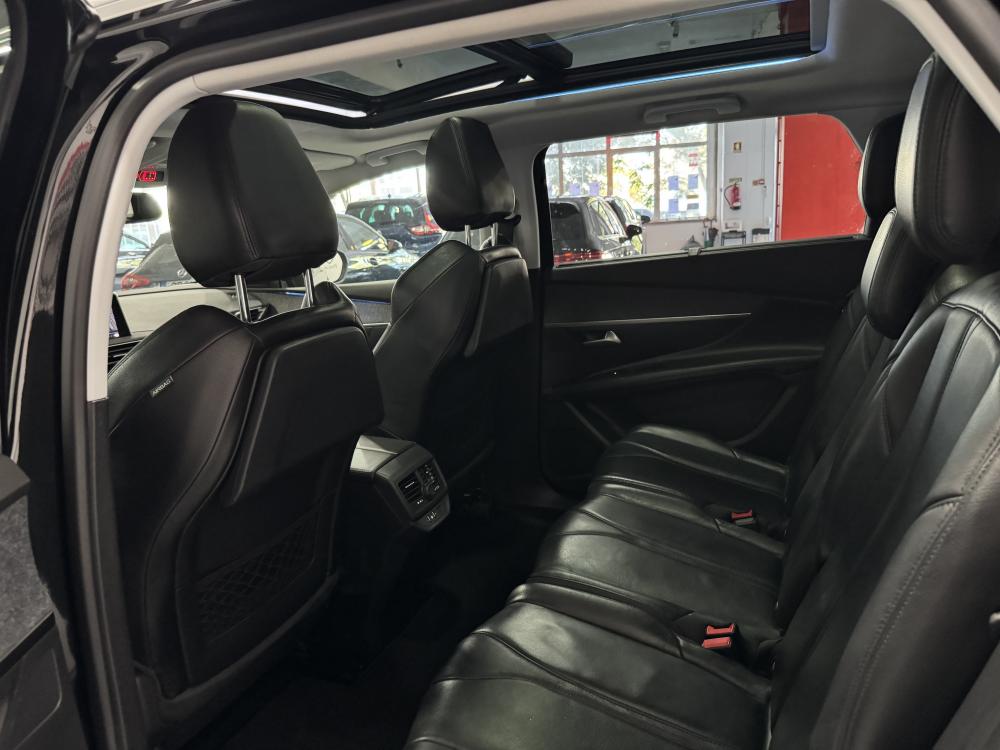 peugeot-5008-2018-diesel-1560cc