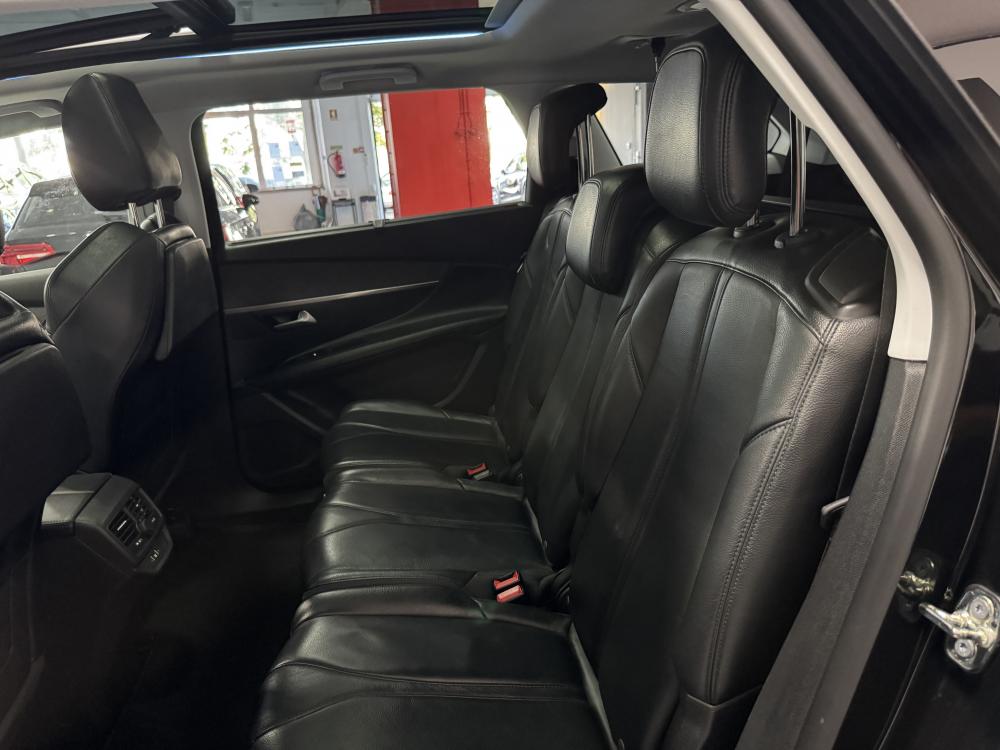 peugeot-5008-2018-diesel-1560cc