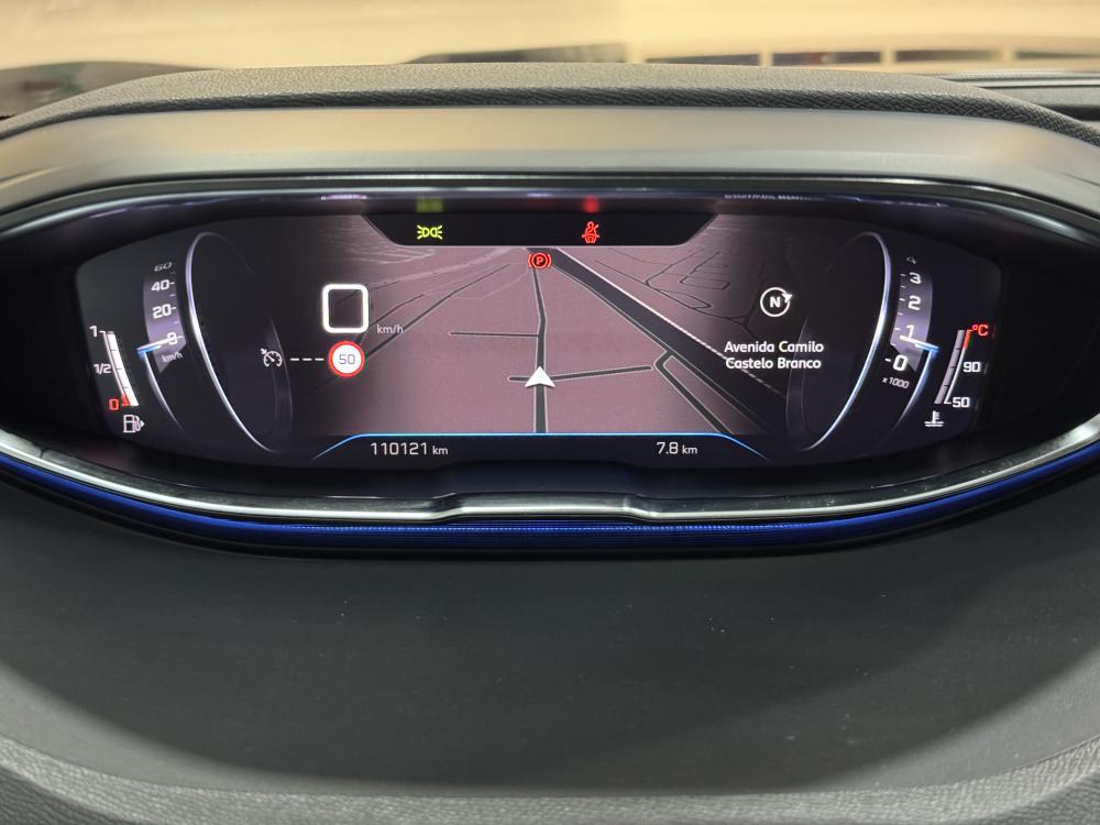 peugeot-5008-2021-diesel-1499cc