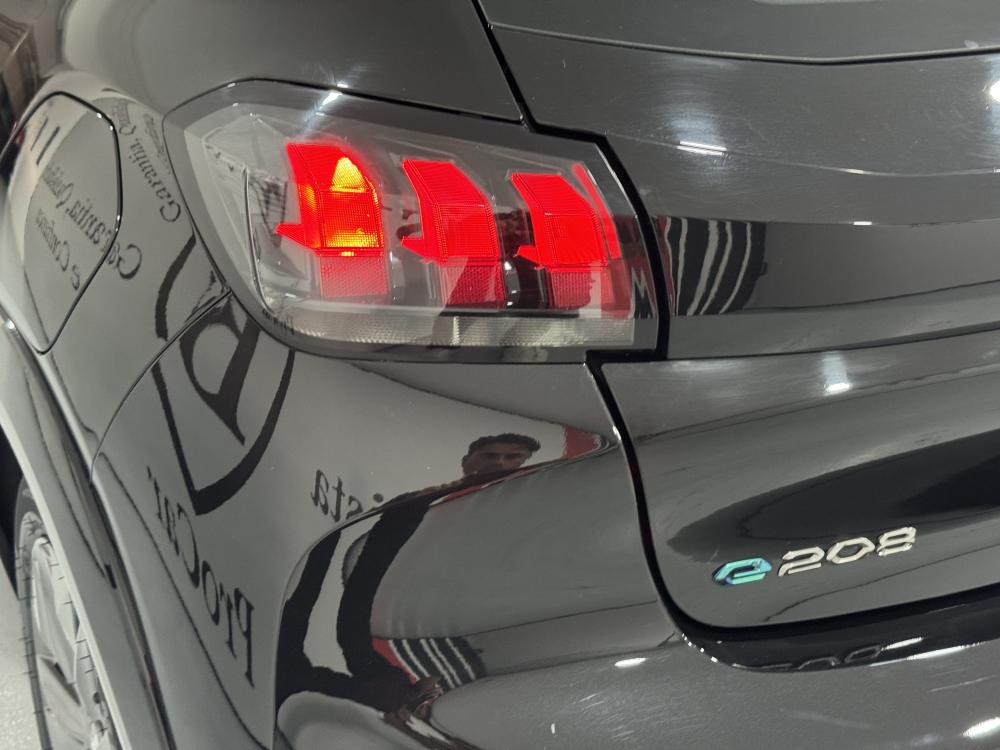 peugeot-e-208-2021-eletrico-0cc