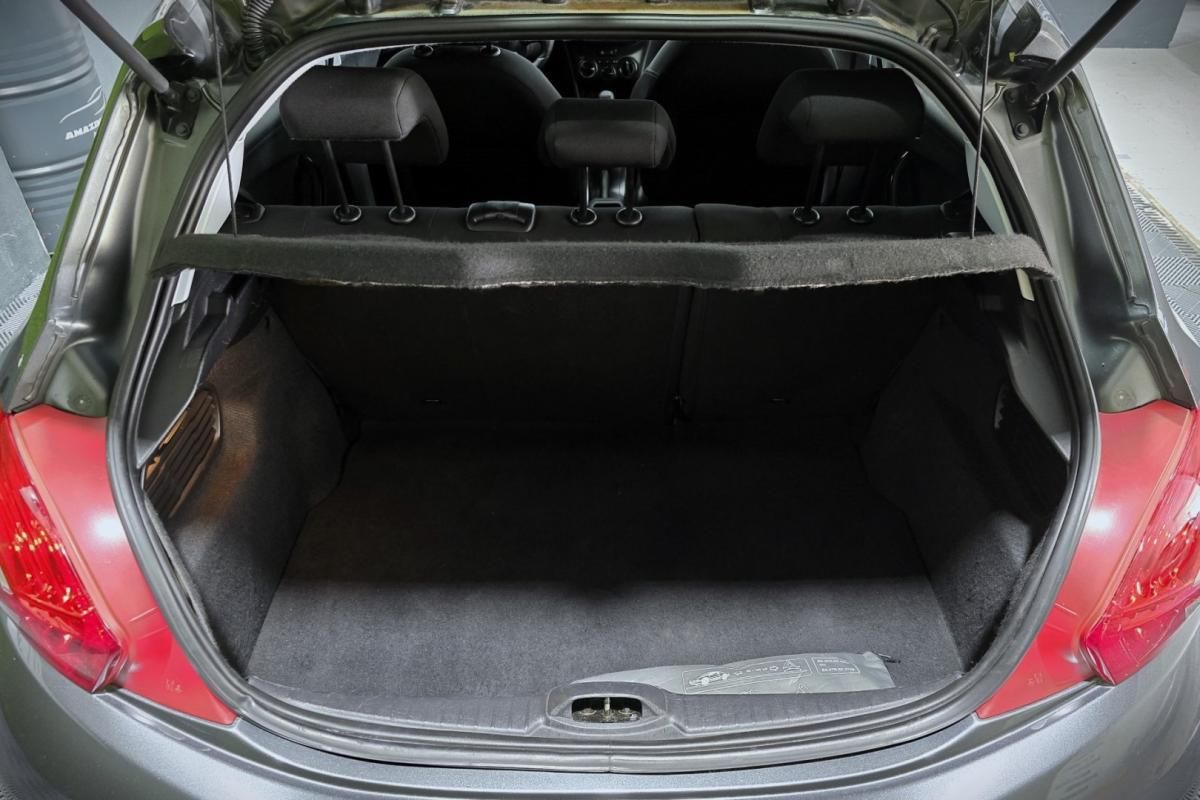 peugeot-208-2015-gasolina-1199cc