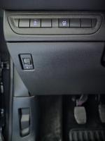peugeot-208-2015-gasolina-1199cc