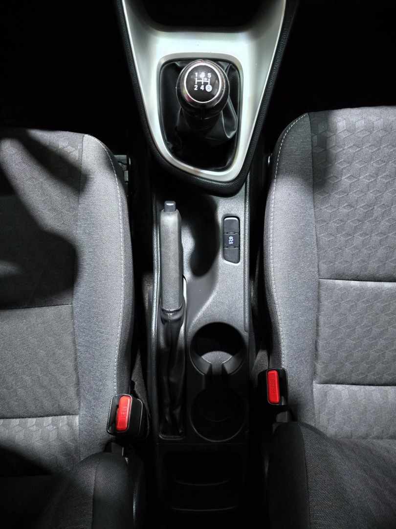 toyota-yaris-2021-gasolina-998cc