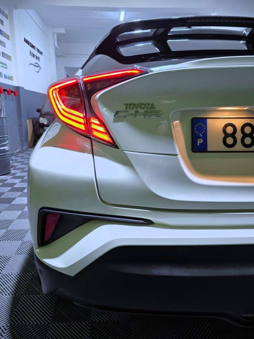 toyota-c-hr-2018-hibrido-1798cc