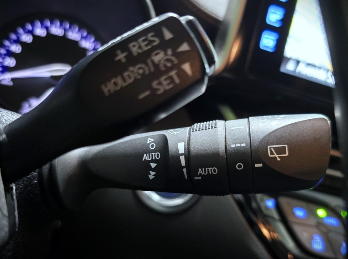 toyota-c-hr-2018-hibrido-1798cc