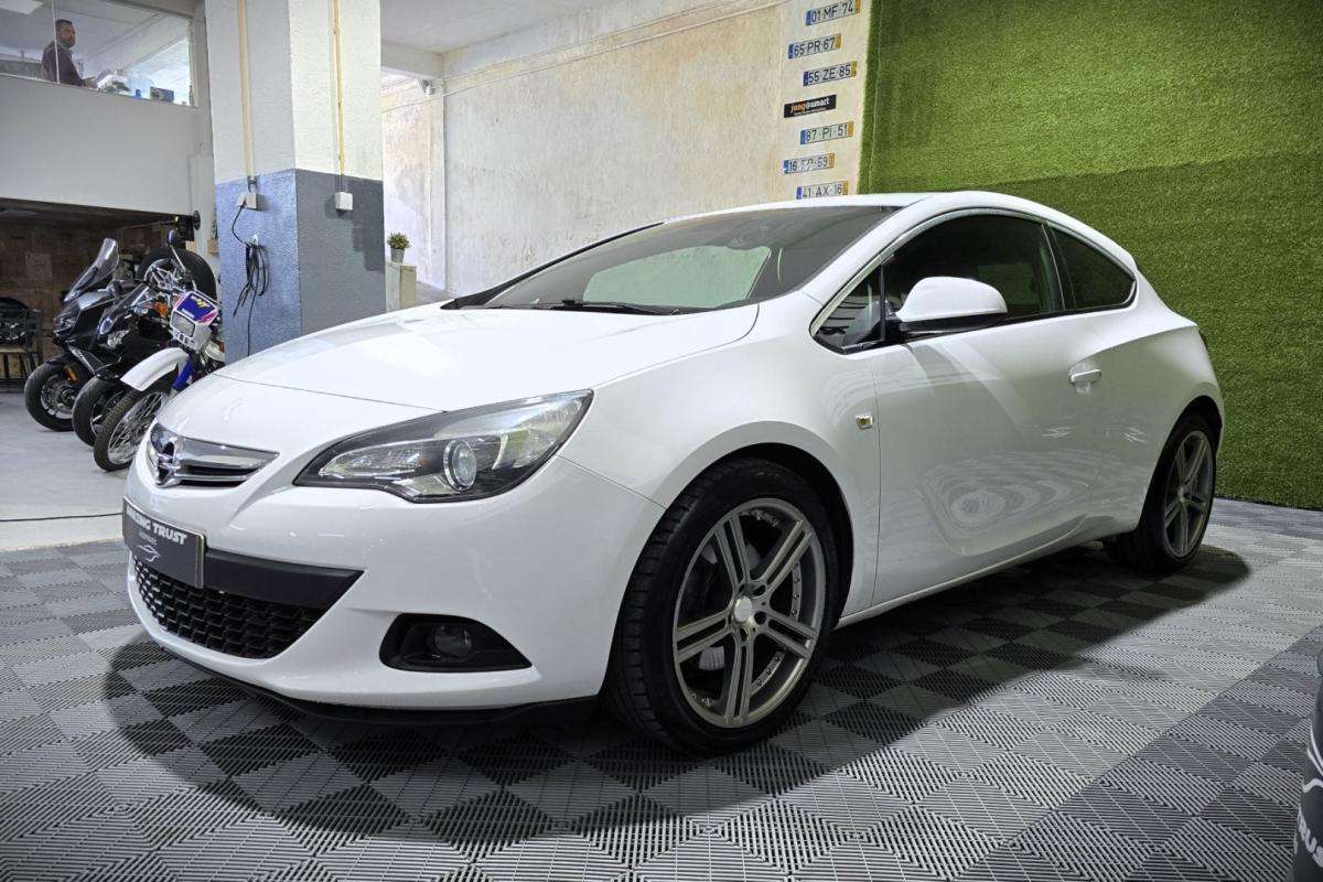 opel-astra-gtc-2015-diesel-1598cc