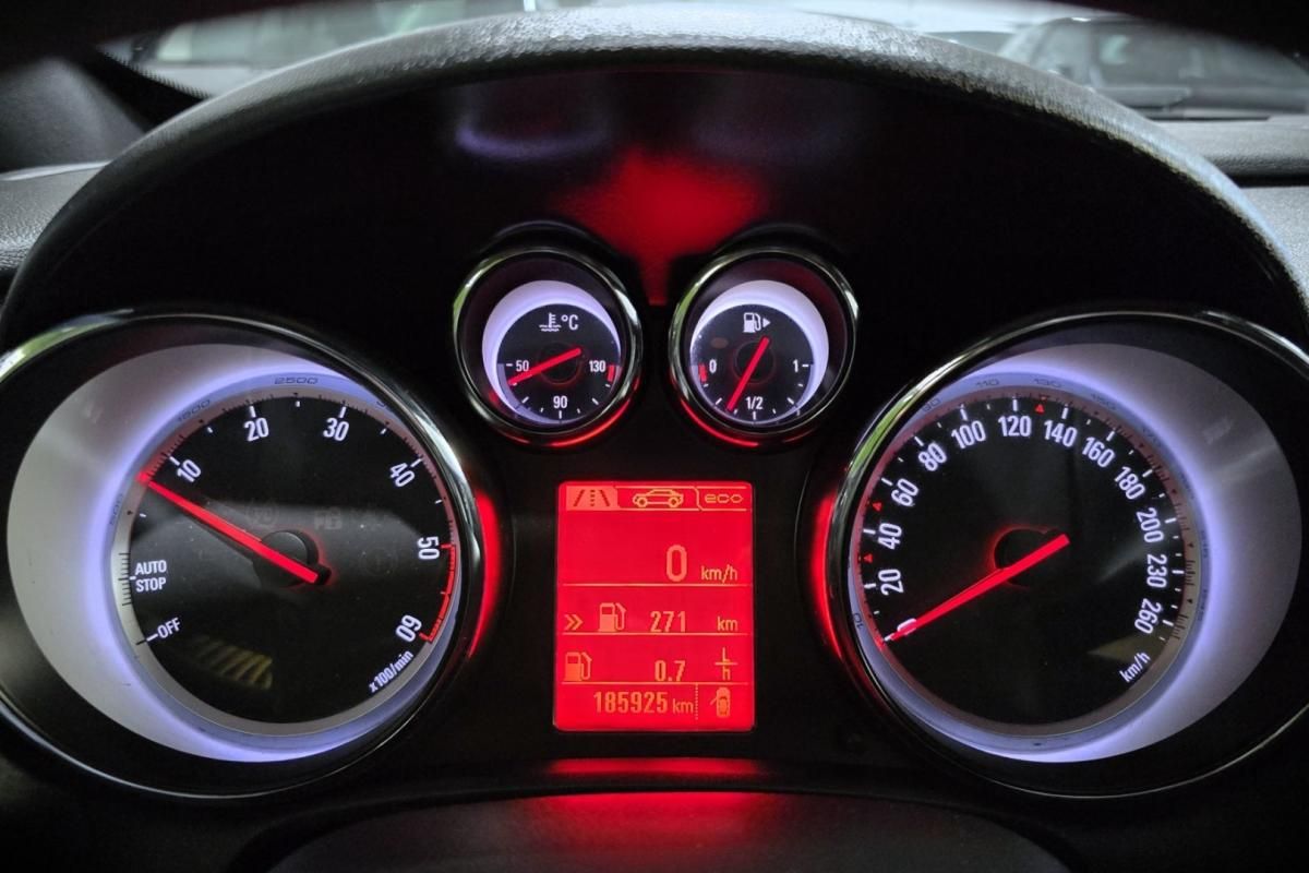 opel-astra-gtc-2015-diesel-1598cc