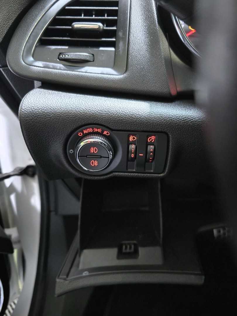 opel-astra-gtc-2015-diesel-1598cc