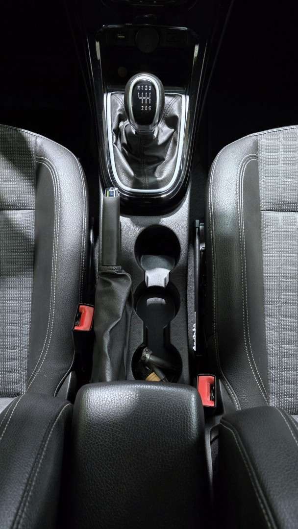 opel-astra-gtc-2015-diesel-1598cc