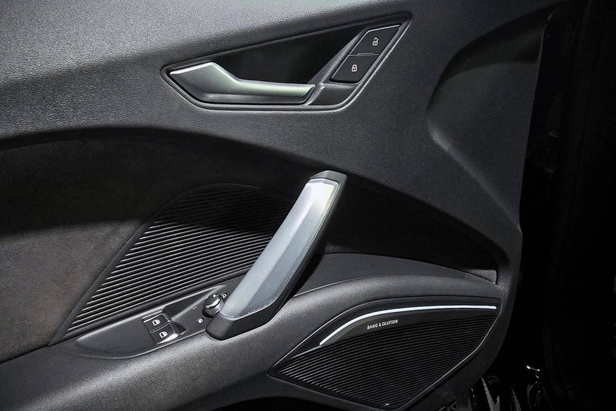 audi-tt-2015-gasolina-1984cc